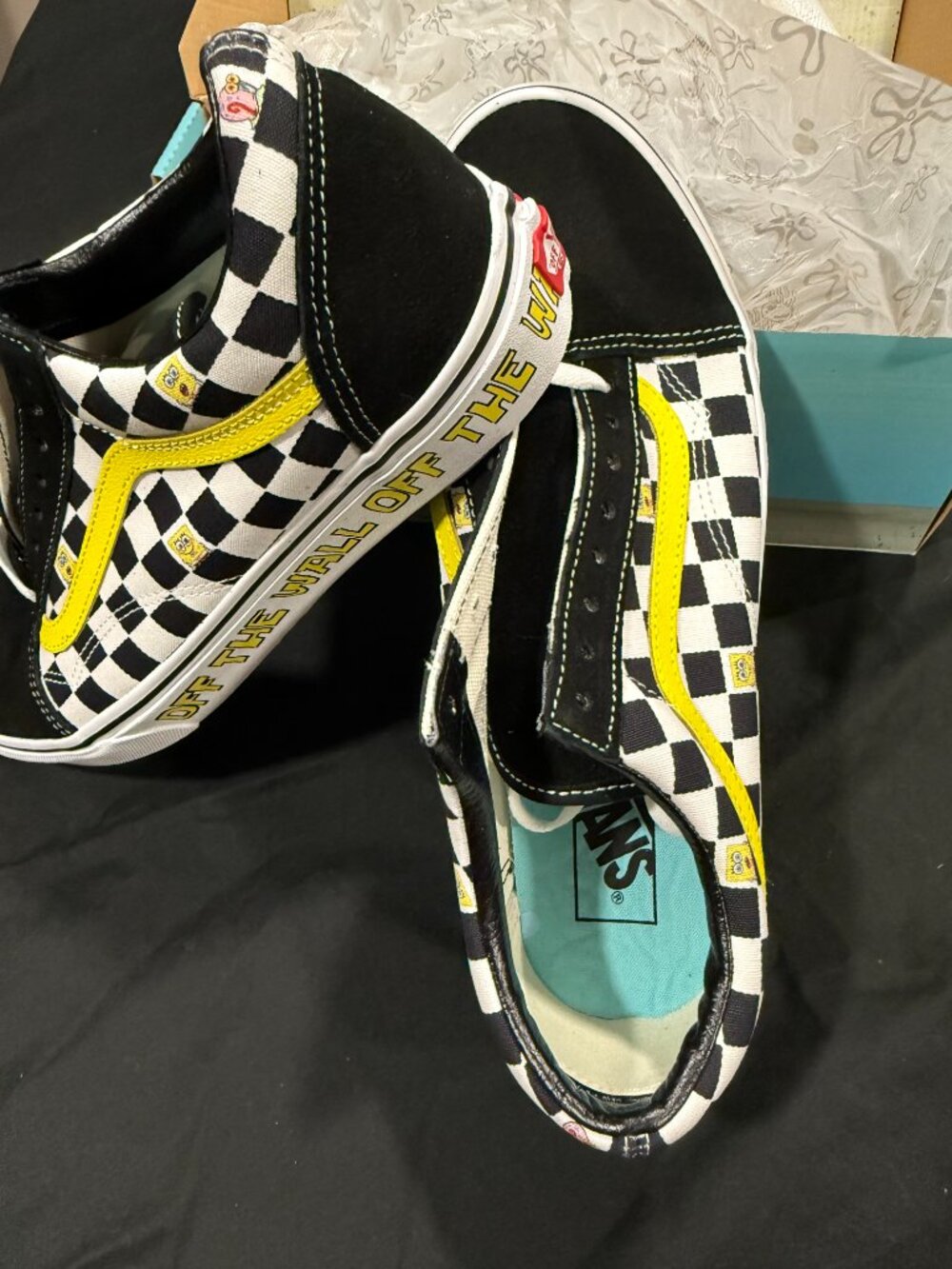 Vans x SpongeBob SquarePants Old Skool Shoes Men's 10.5 New w/ Box VN0A38G19EK - Picture 3 of 11
